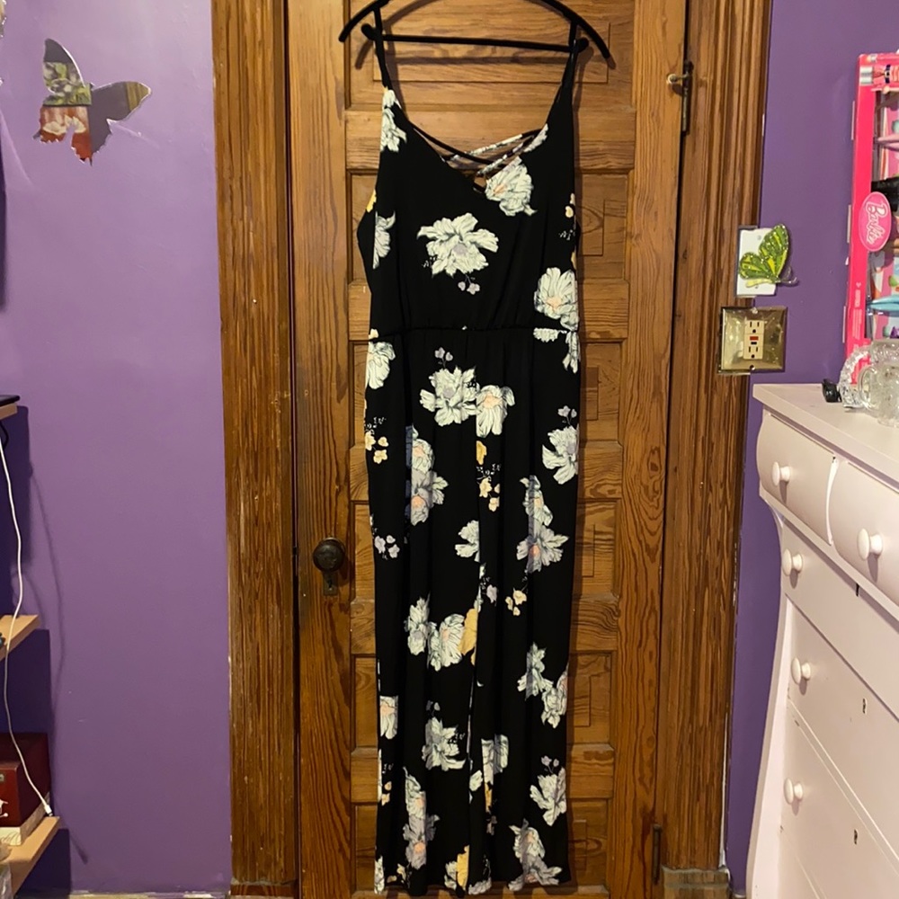 Plus Size Floral Jumpsuit